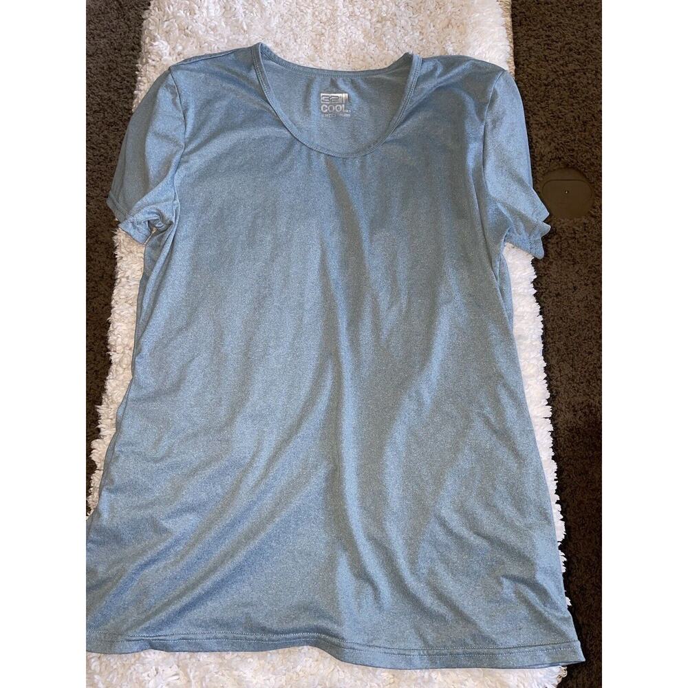 32degree Cool Women’s Sz. L Short Slv. Sport Tee. Great Top